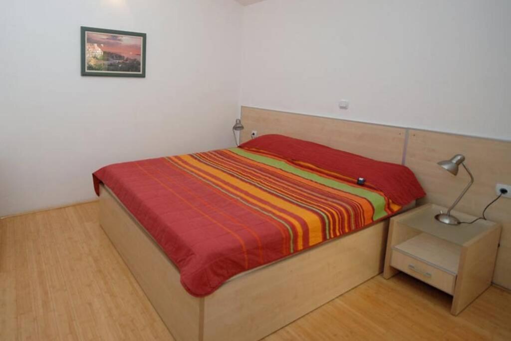 BMV room for 2-3 persons Sveti Stefan Eksteriør bilde