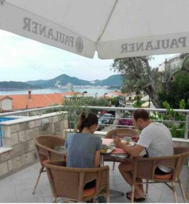 BMV room for 2-3 persons Sveti Stefan Eksteriør bilde